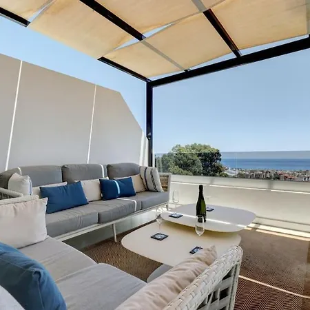 2 Bedroom Penthouse With Sea View @ Hills * Εστεπόνα