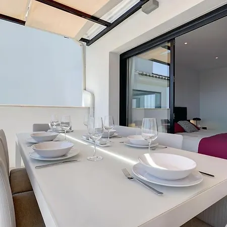 2 Bedroom Penthouse With Sea View @ Hills Lejlighed Estepona