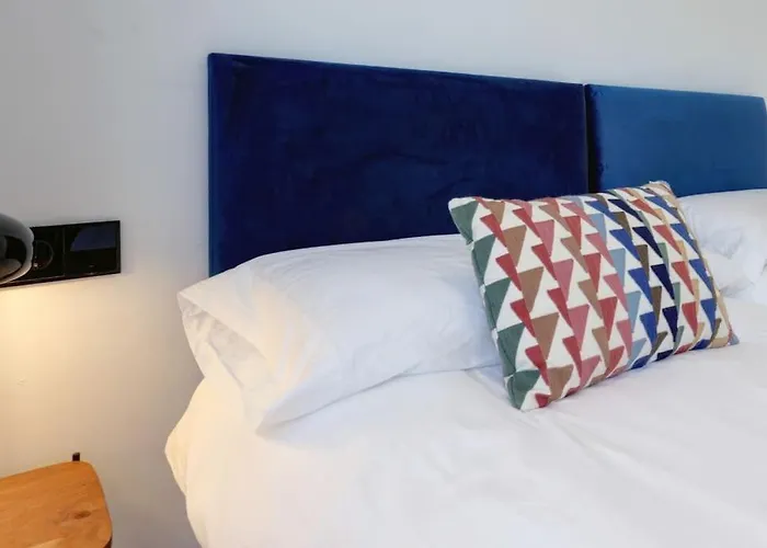 2 Bedroom Penthouse With Sea View @ Hills アパート エステポナ