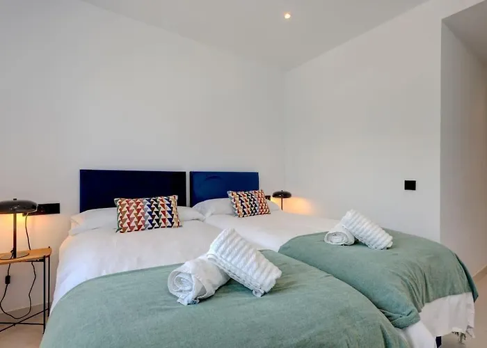 アパート 2 Bedroom Penthouse With Sea View @ Hills