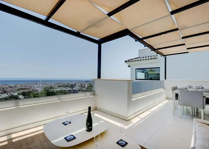 2 Bedroom Penthouse With Sea View @ Hills アパート