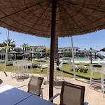 2 Bedroom Penthouse With Sea View @ Hills Lägenhet