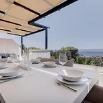 2 Bedroom Penthouse With Sea View @ Hills Lägenhet *