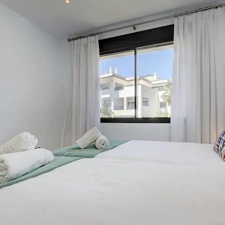 Apartamento 2 Bedroom Penthouse With Sea View @ Hills Estepona